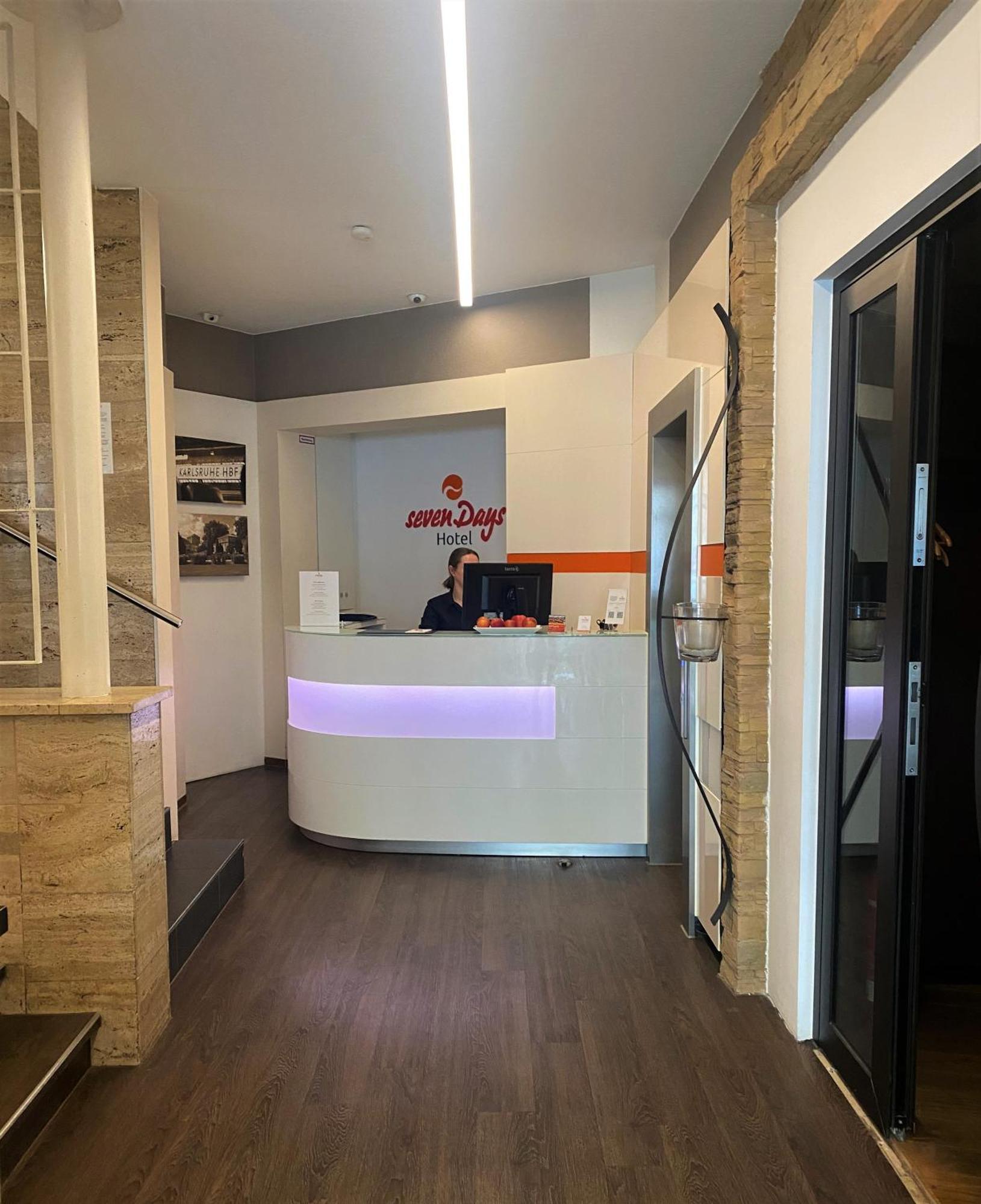 Sevendays Hotel קרלסרוהה מראה חיצוני תמונה