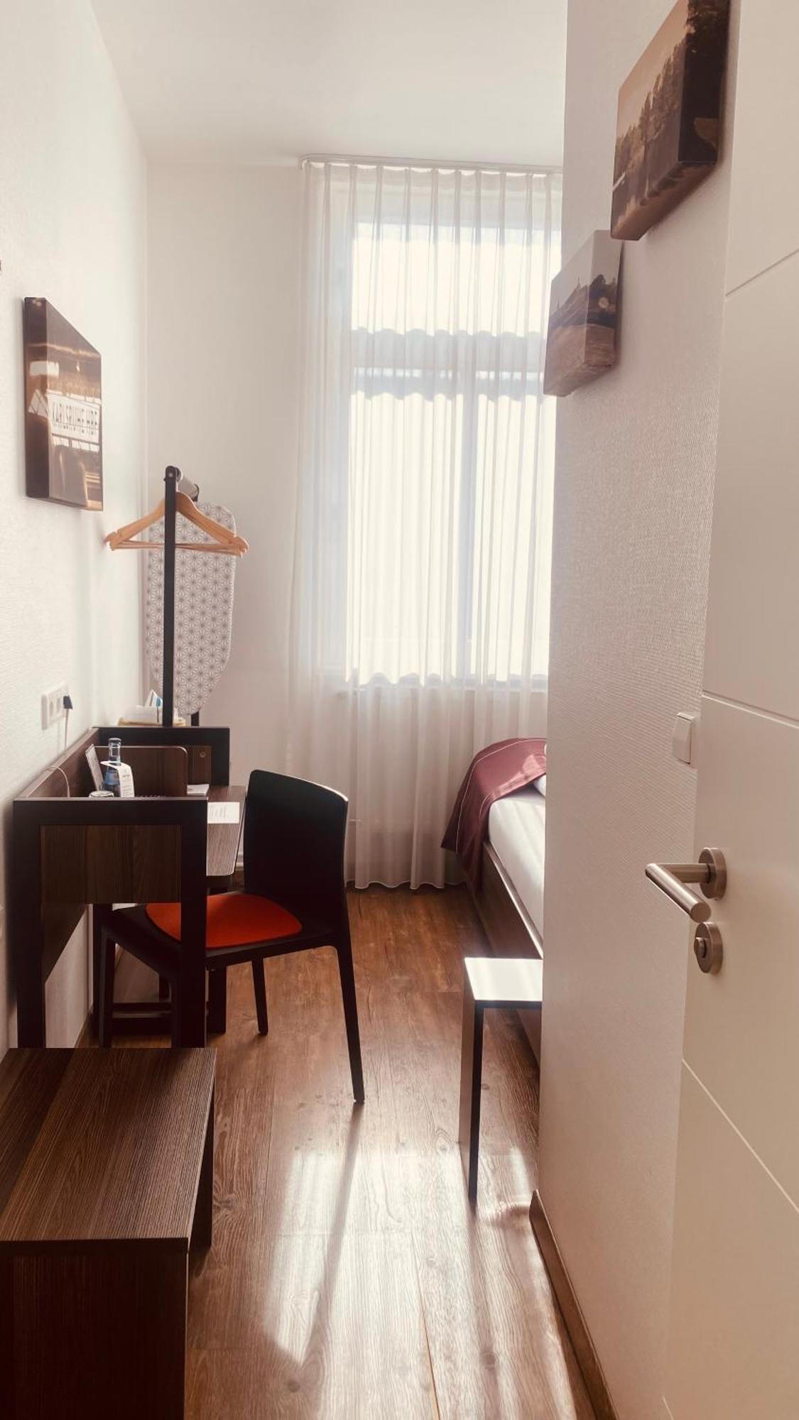 Sevendays Hotel קרלסרוהה מראה חיצוני תמונה